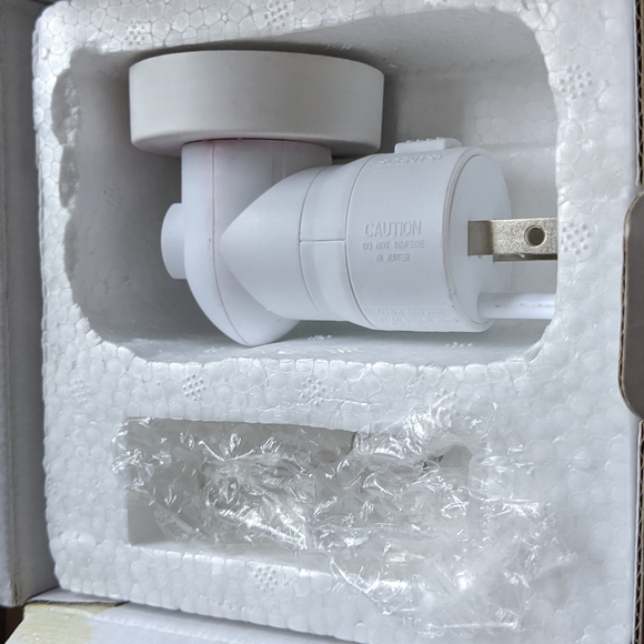 Scentsy Fan Flamingo Mini Warmer: Gently Used - Picture 4 of 5